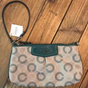 NWTS Coach Ashley dot wristlet clutch Aegean Khaki